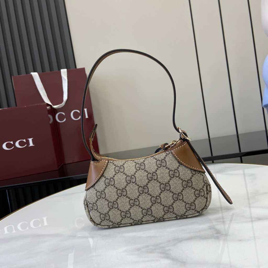 Gucci GG Emblem super mini shoulder bag 820696 in brown fabric