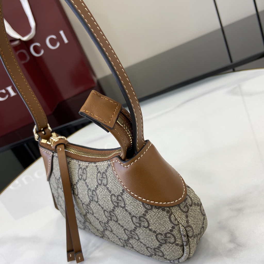 Gucci GG Emblem super mini shoulder bag 820696 in brown fabric