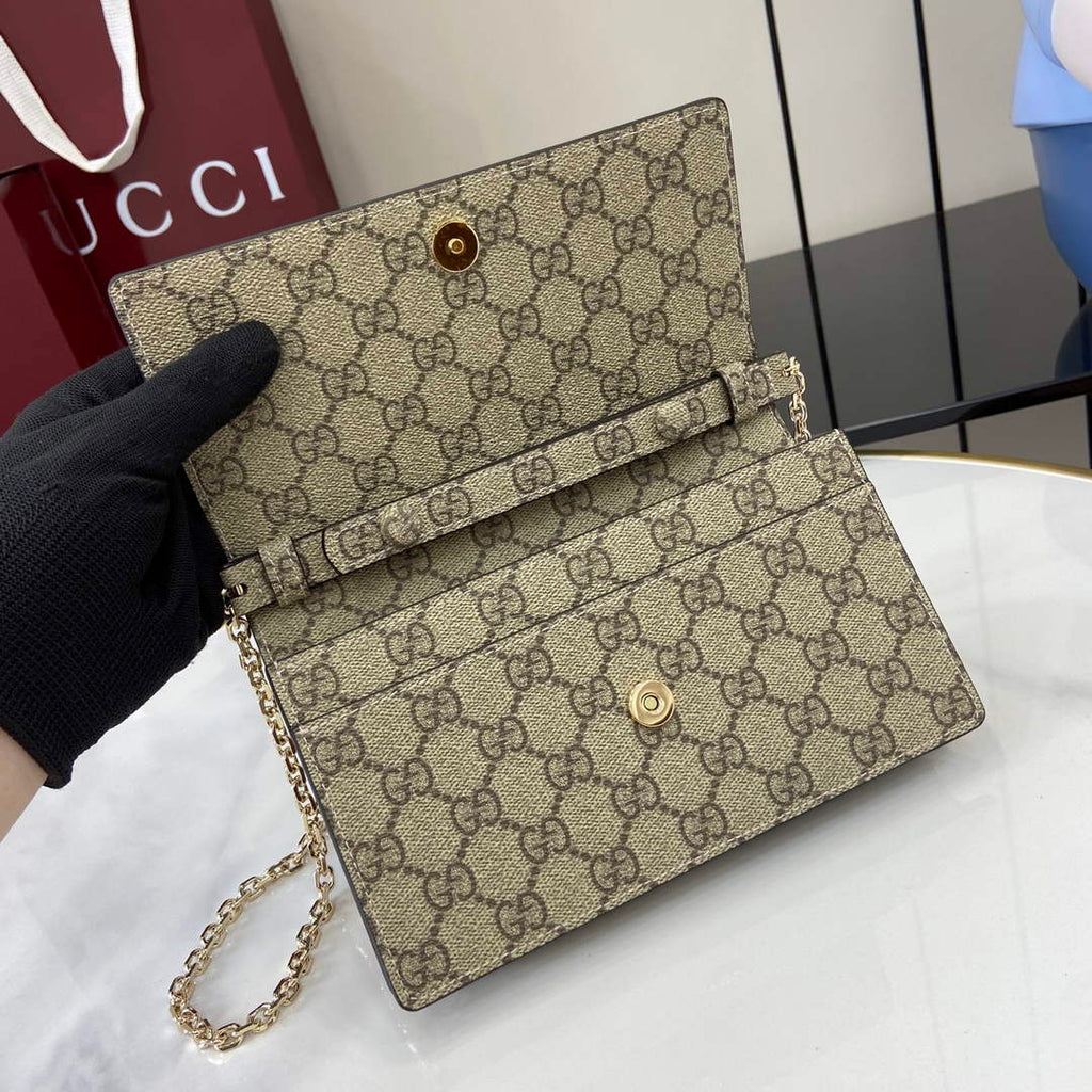 Gucci GG Emblem wallet on chain in brown leather 838151