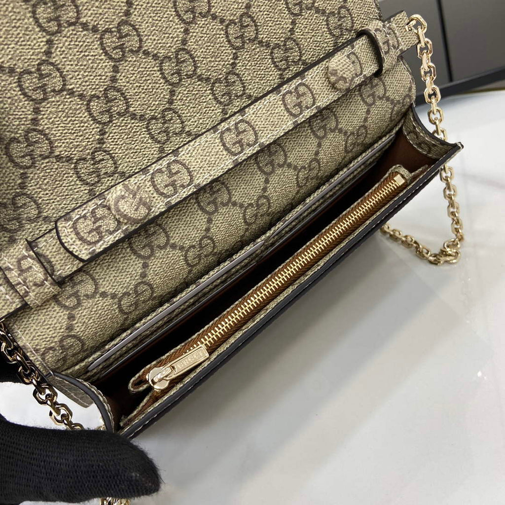Gucci GG Emblem wallet on chain in brown leather 838151