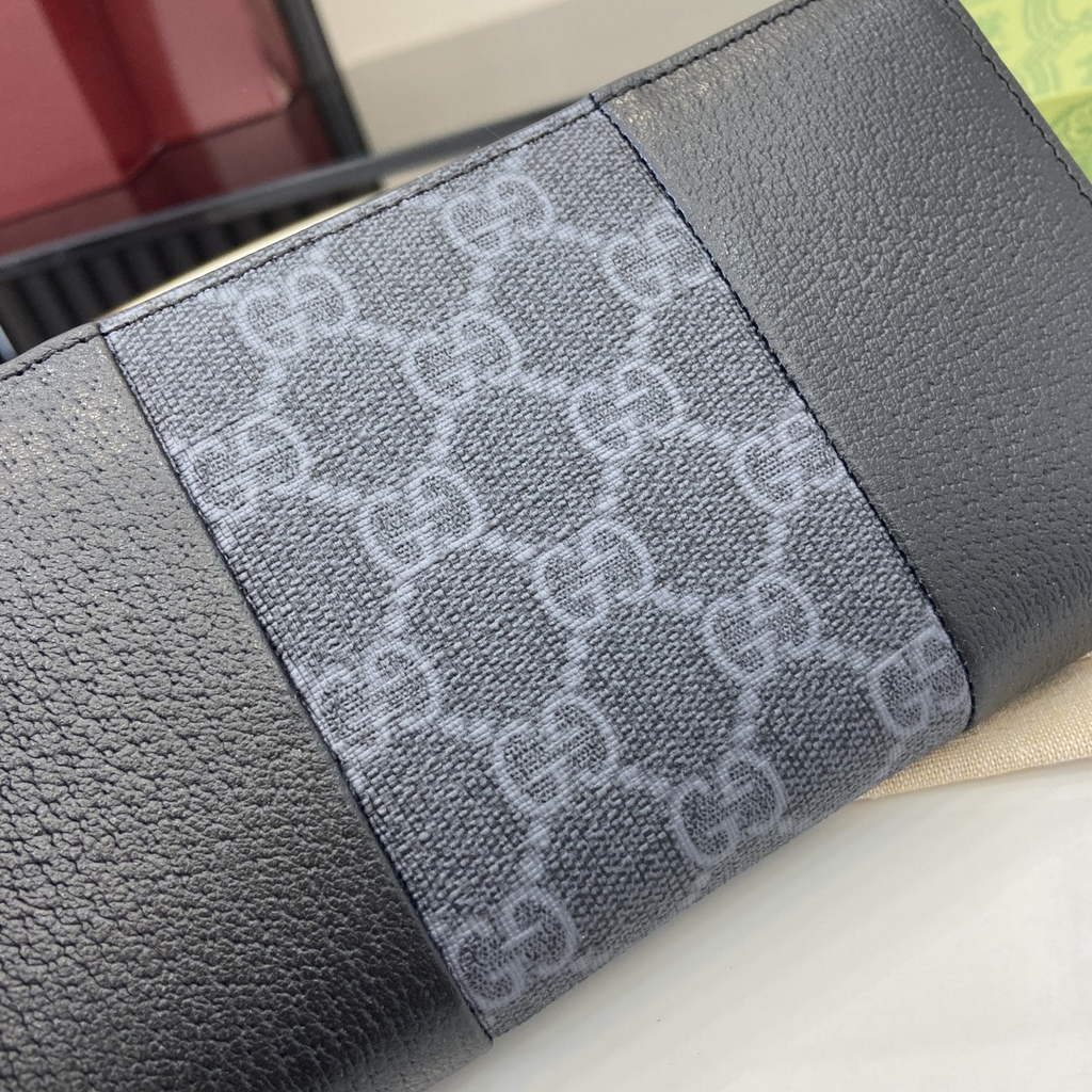 Gucci GG Emblem zip around wallet, 821803 in black gg