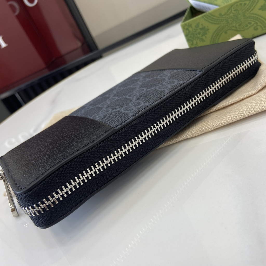 Gucci GG Emblem zip around wallet, 821803 in black gg