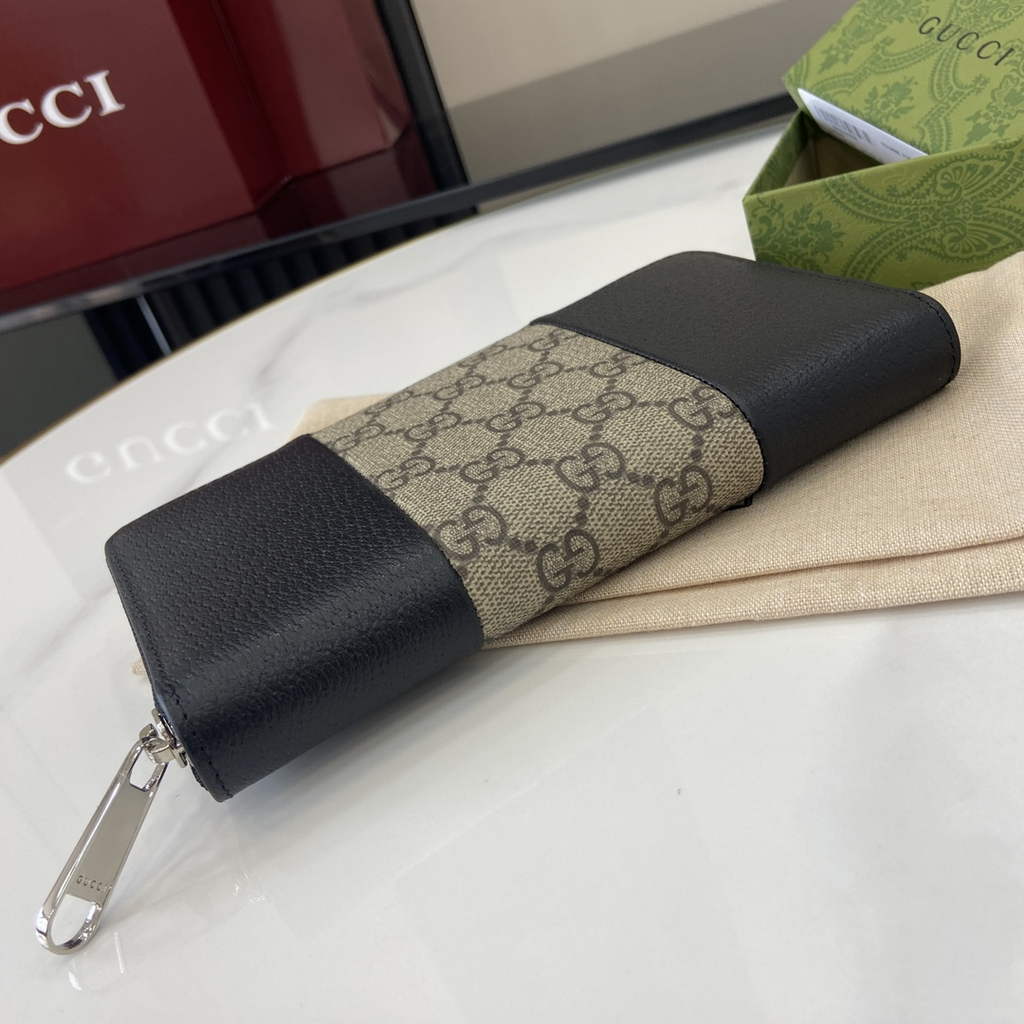 Gucci GG Emblem zip around wallet, 821803 in beige gg