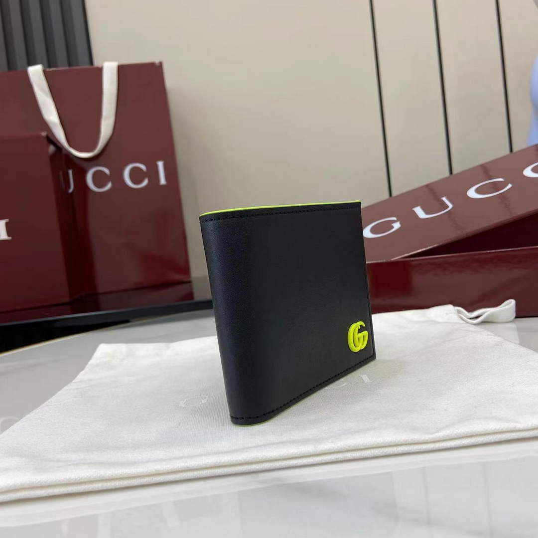 Gucci GG Marmont bi-fold wallet 835047 in Black green leather