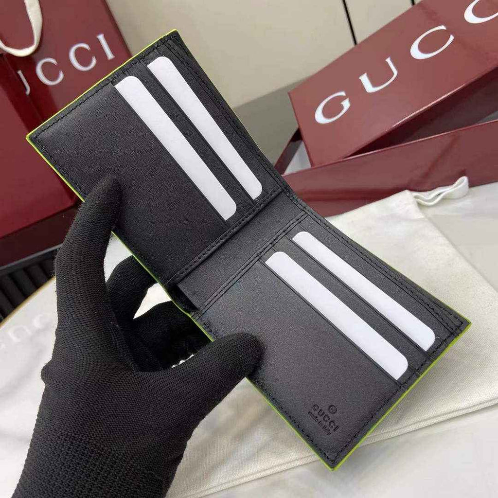 Gucci GG Marmont bi-fold wallet 835047 in Black green leather