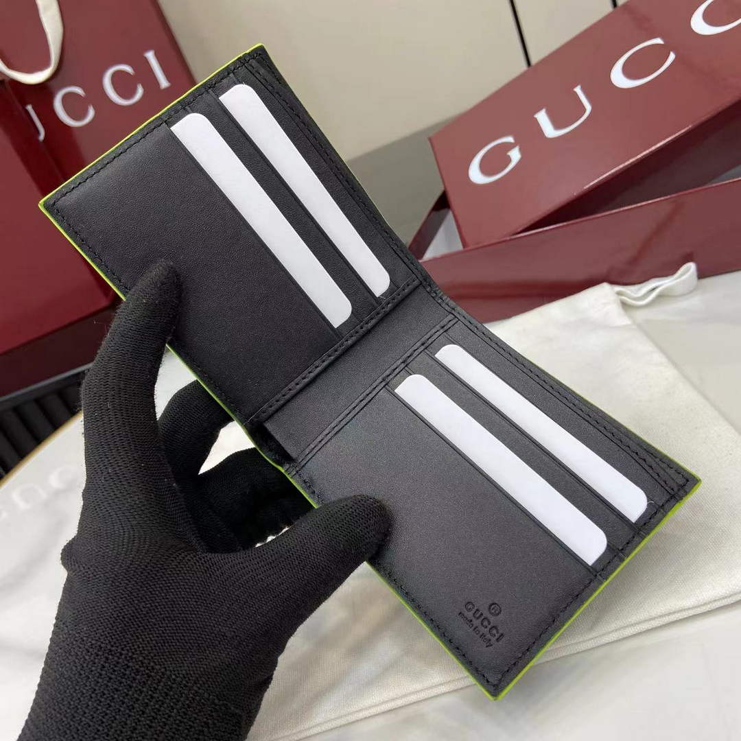 Gucci GG Marmont bi-fold wallet 835047 in Black green leather