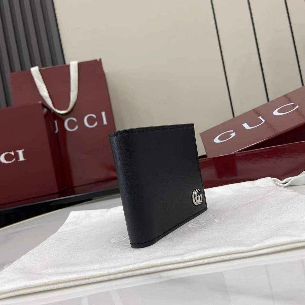 Gucci GG Marmont bi-fold wallet 835047 in Black leather