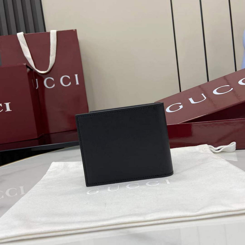 Gucci GG Marmont bi-fold wallet 835047 in Black leather