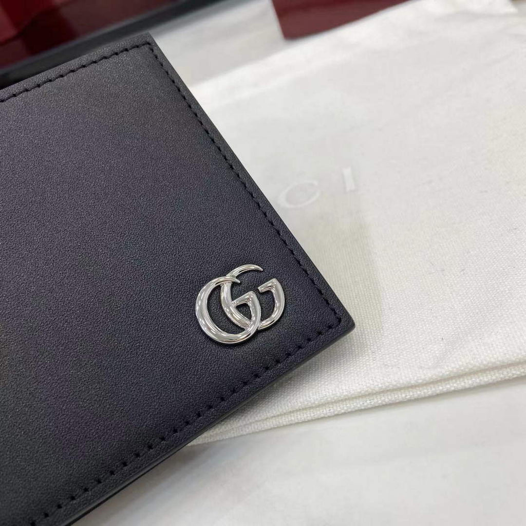 Gucci GG Marmont bi-fold wallet 835047 in Black leather