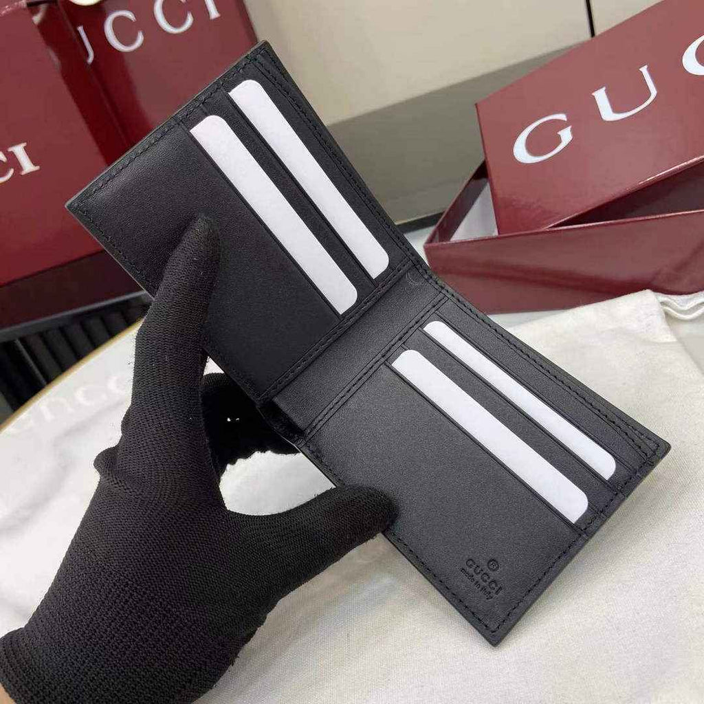 Gucci GG Marmont bi-fold wallet 835047 in Black leather