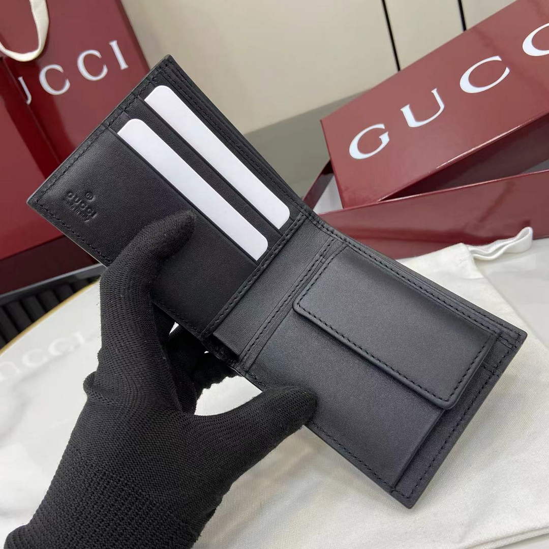 Gucci GG Marmont coin wallet 835048 in black soft leather