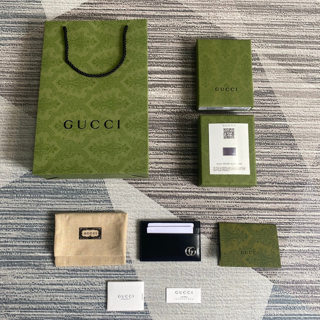 Gucci GG Marmont card case 657588 black leather Silver