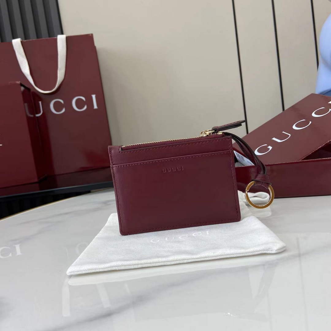 Gucci GG Marmont key case in Rosso Ancora red leather 837747
