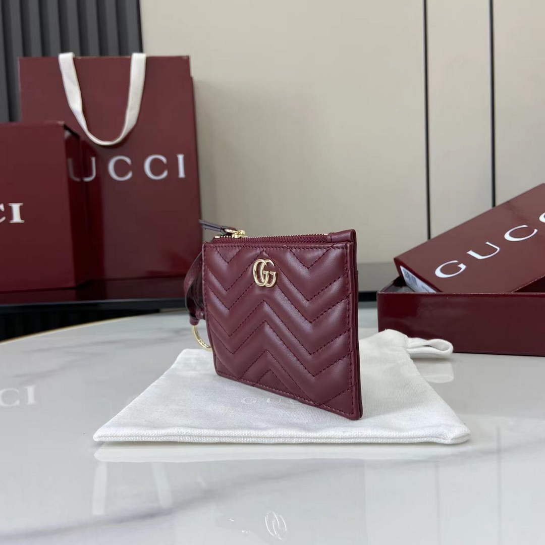 Gucci GG Marmont key case in Rosso Ancora red leather 837747