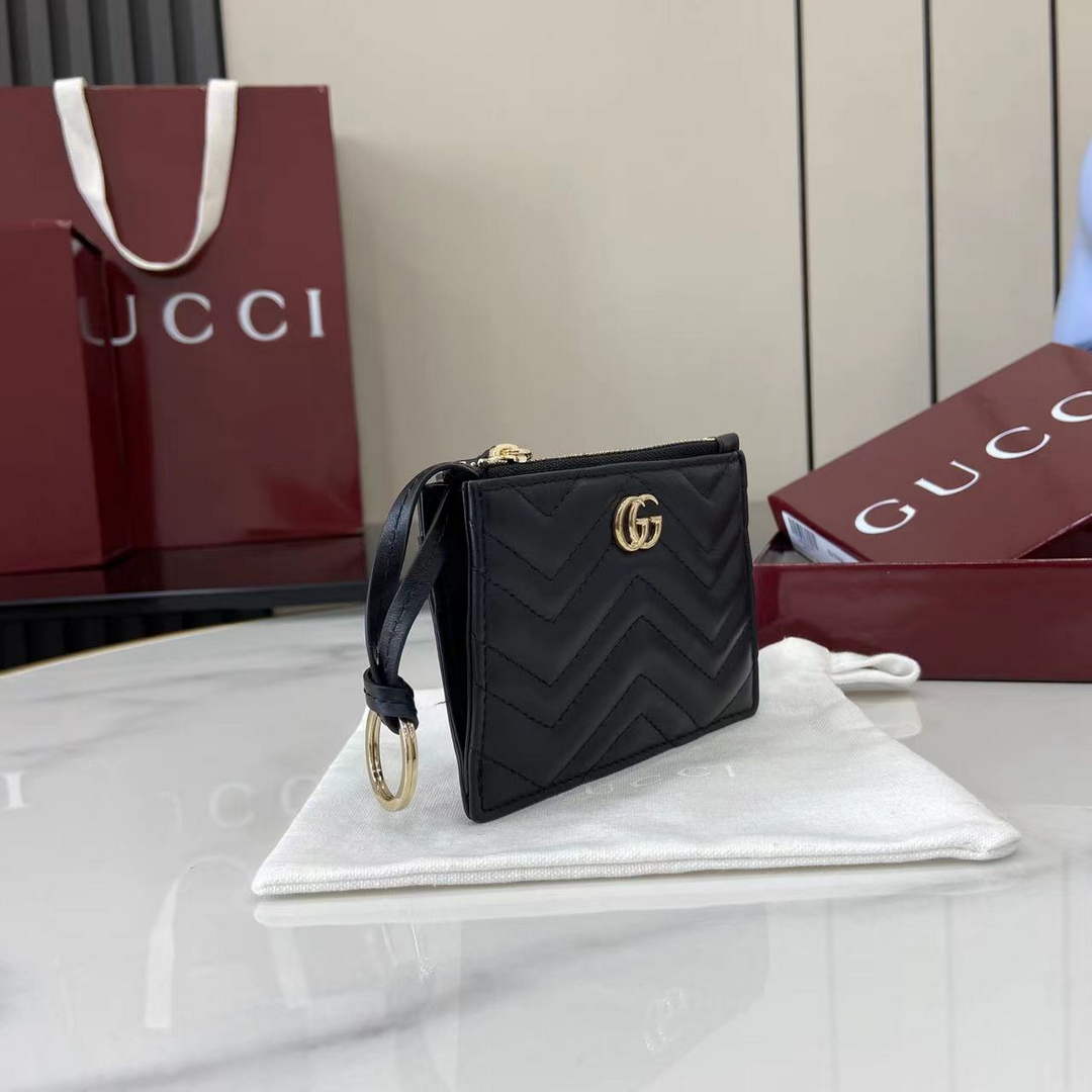 Gucci GG Marmont key case in black leather 837747