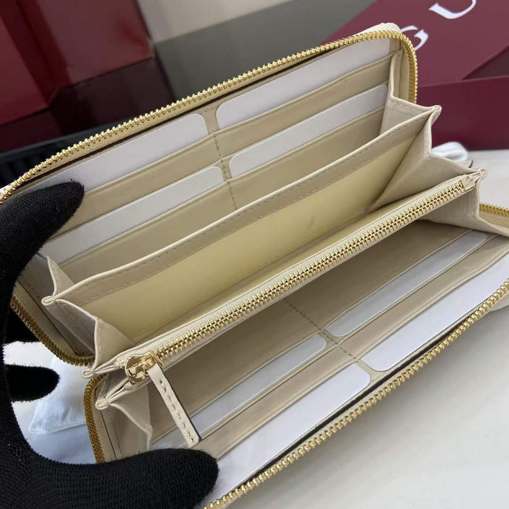 Gucci GG Marmont Leather Zip Wallet - Beige 837758