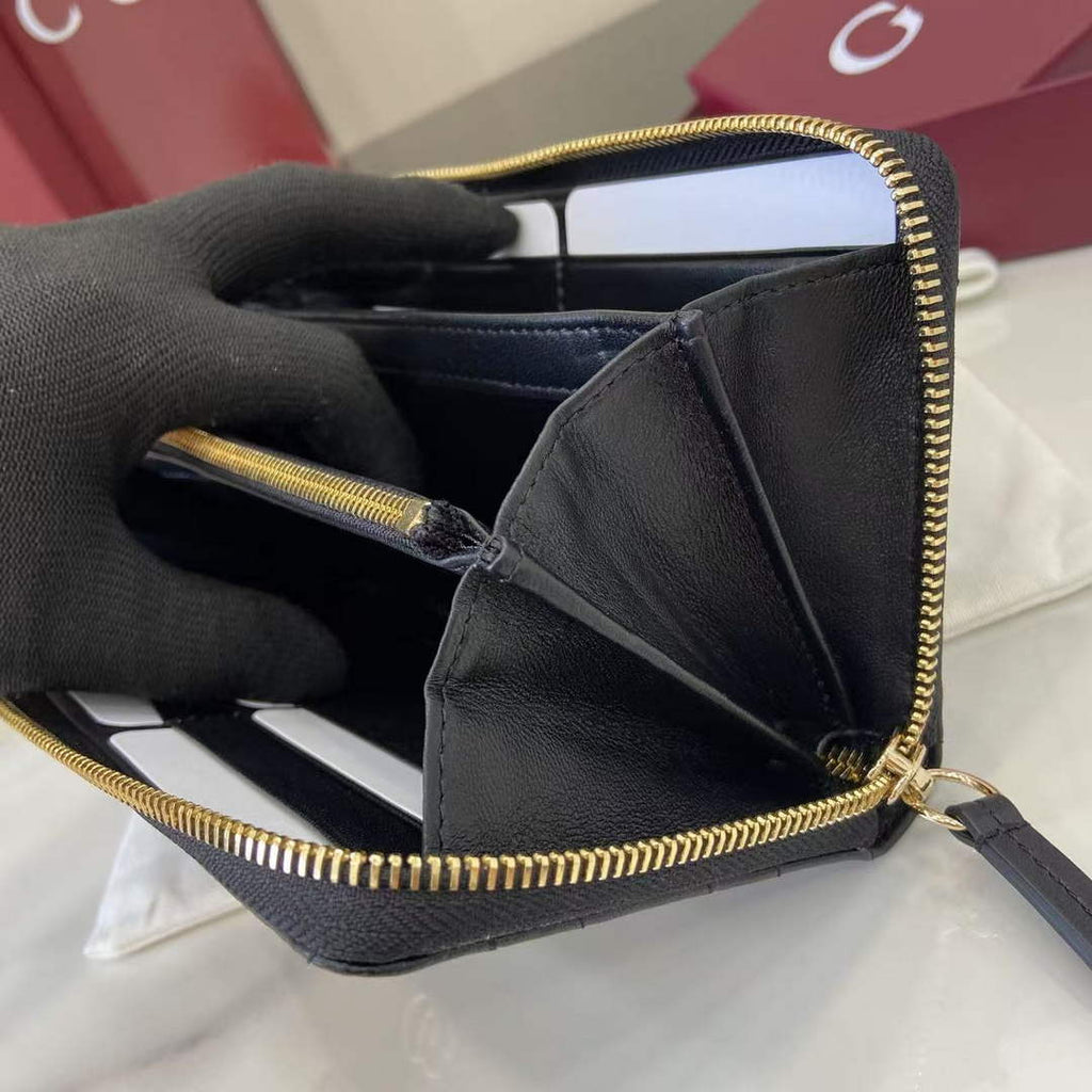 Gucci GG Marmont Leather Zip Wallet - Black 837758
