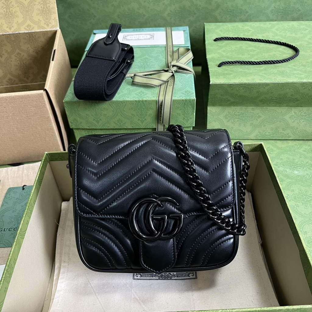 Gucci GG Marmont mini shoulder bag, 739681 in black leather