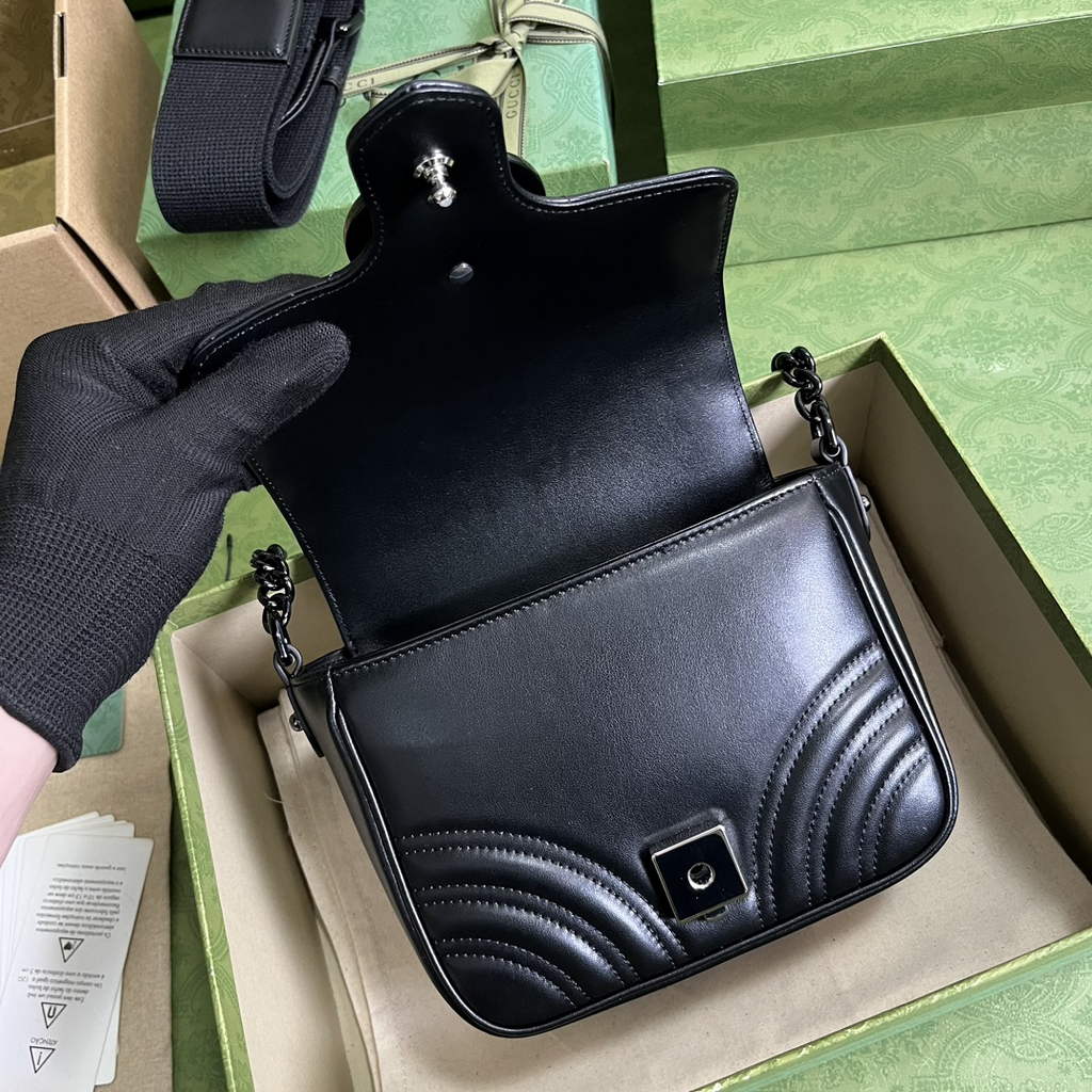 Gucci GG Marmont mini shoulder bag, 739681 in black leather
