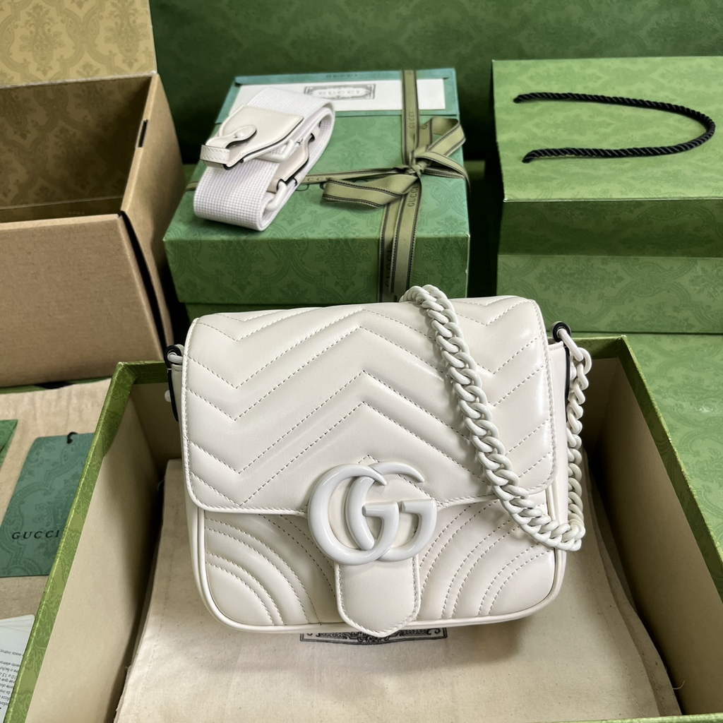 Gucci GG Marmont mini shoulder bag, 739681 in white leather