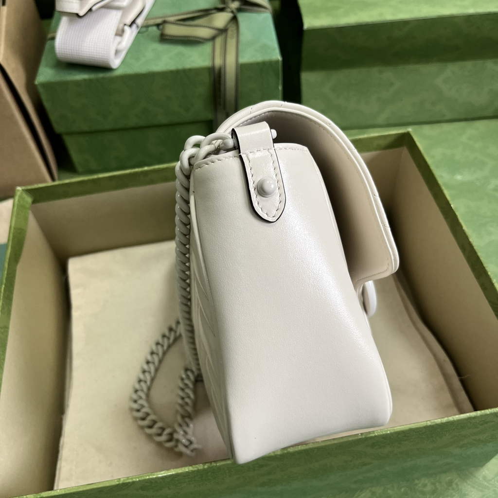 Gucci GG Marmont mini shoulder bag, 739681 in white leather