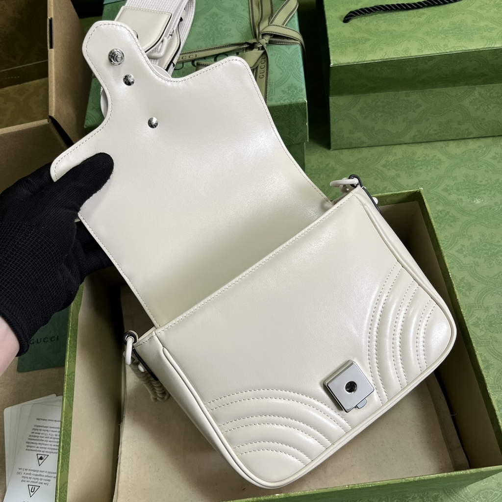 Gucci GG Marmont mini shoulder bag, 739681 in white leather