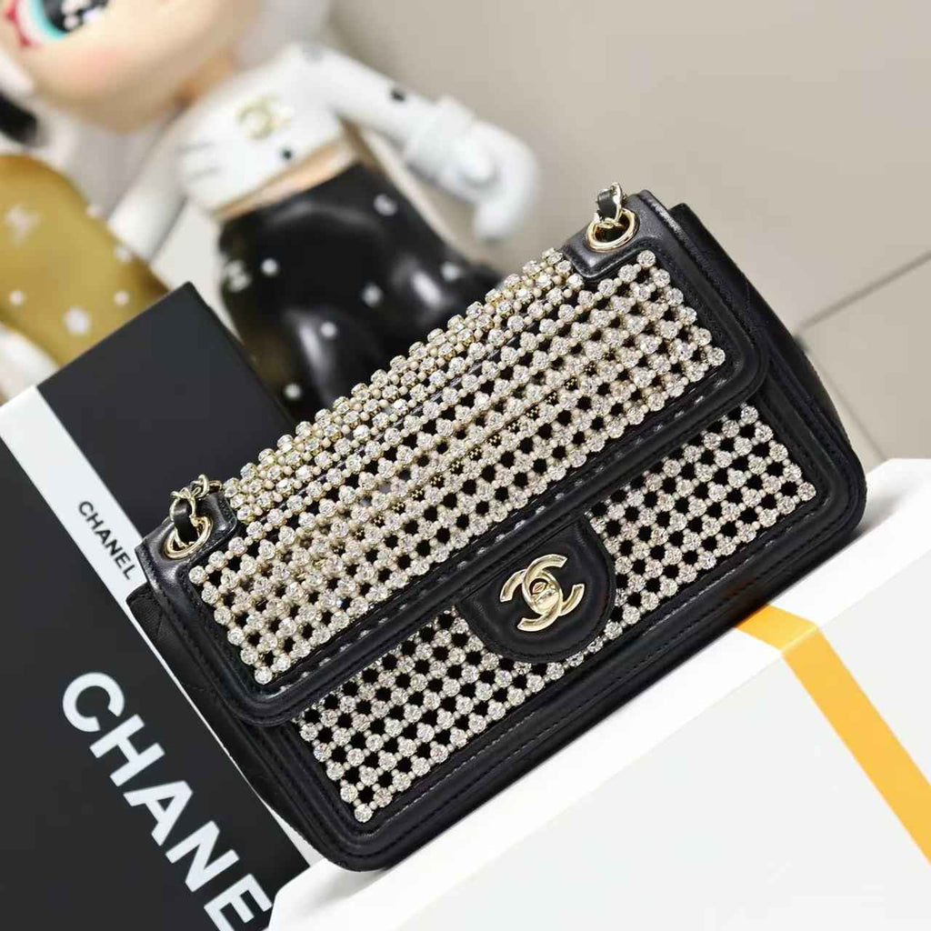 Chanel Small flap bag, AS4962 black gold lambskin, diamanté