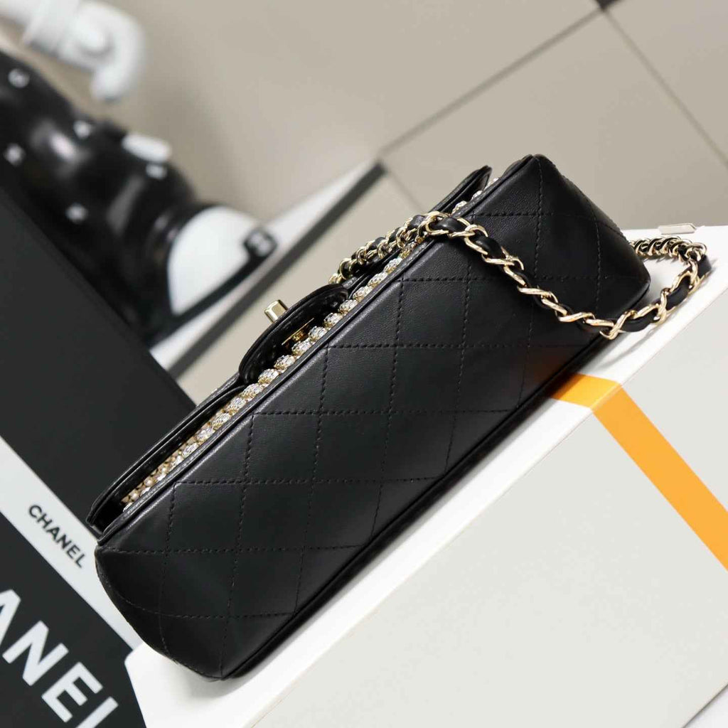 Chanel Small flap bag, AS4962 black gold lambskin, diamanté