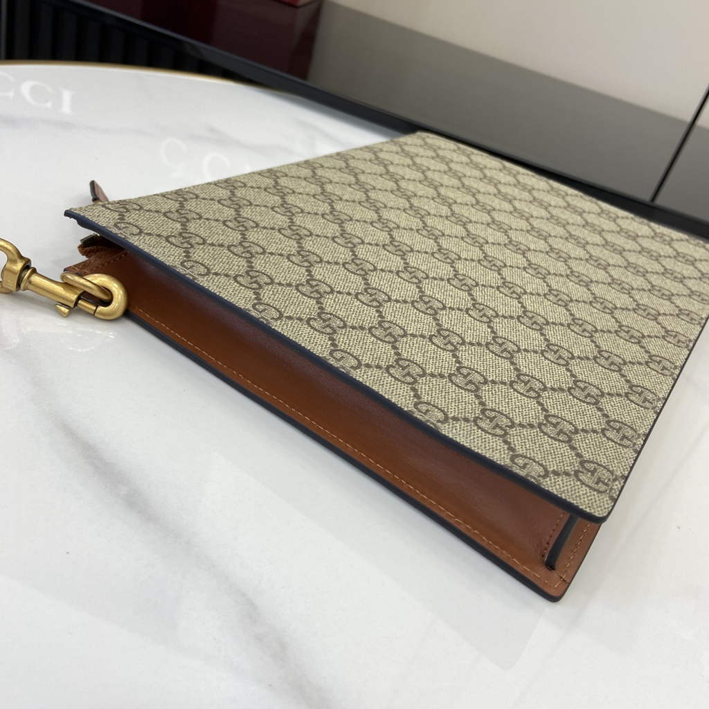 Gucci GG pouch with grey trim, 821155 beige GG Supreme canvas