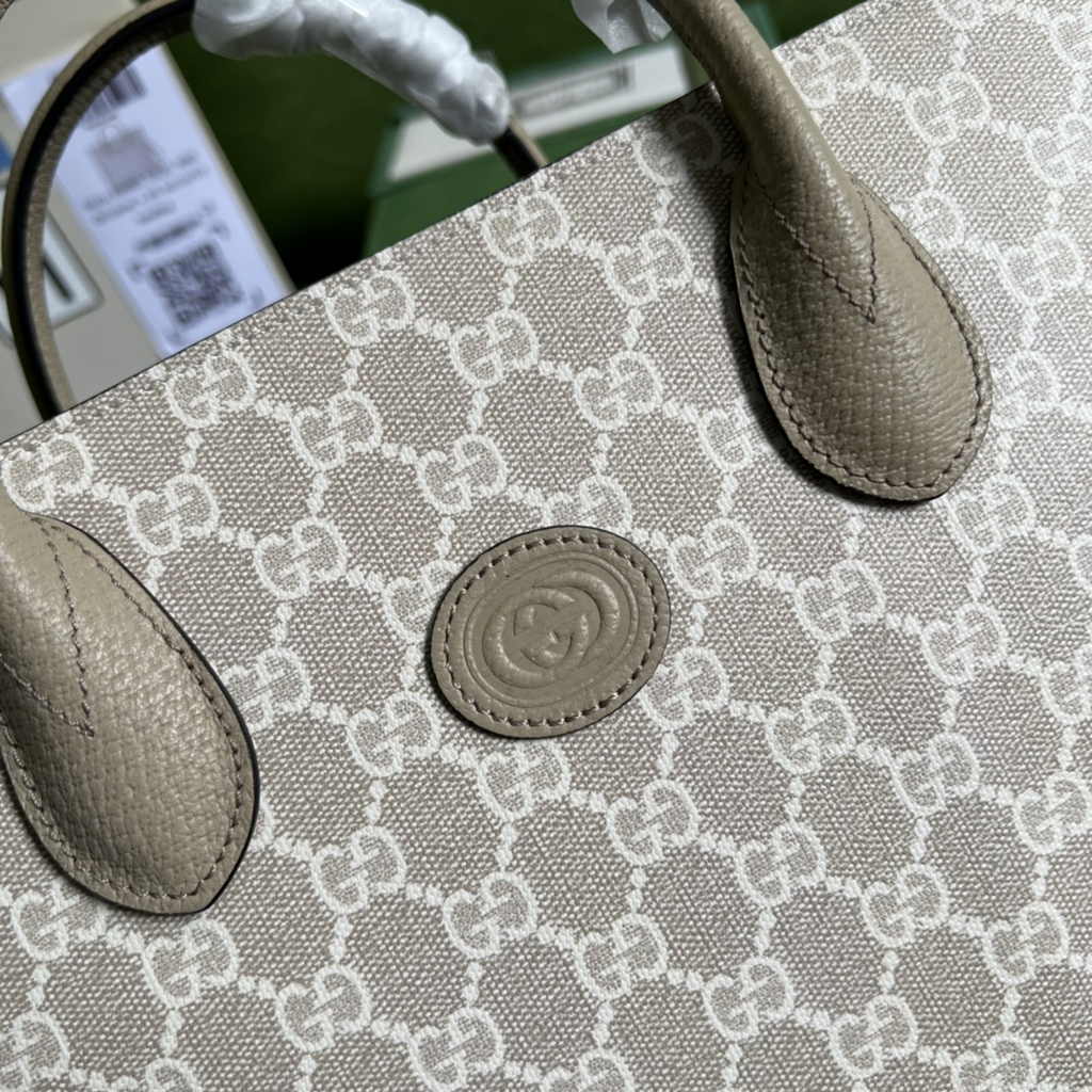 Gucci GG small tote bag ‎659983 in Beige GG Supreme