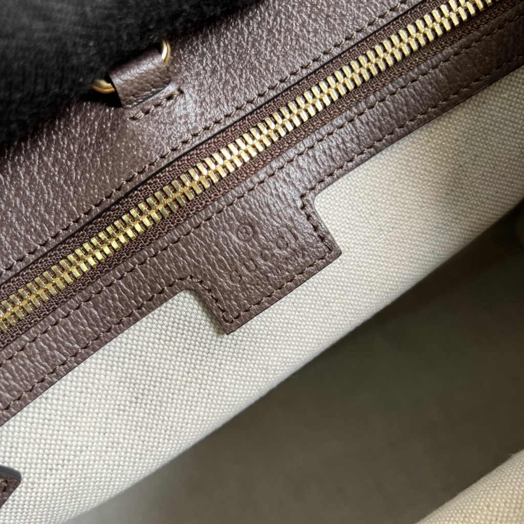 Gucci GG small tote bag ‎703974 in Brown GG Supreme