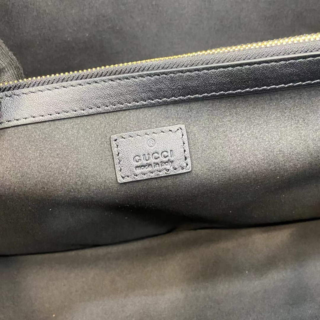 Gucci GG Emblem large tote bag 815213 in Black leather
