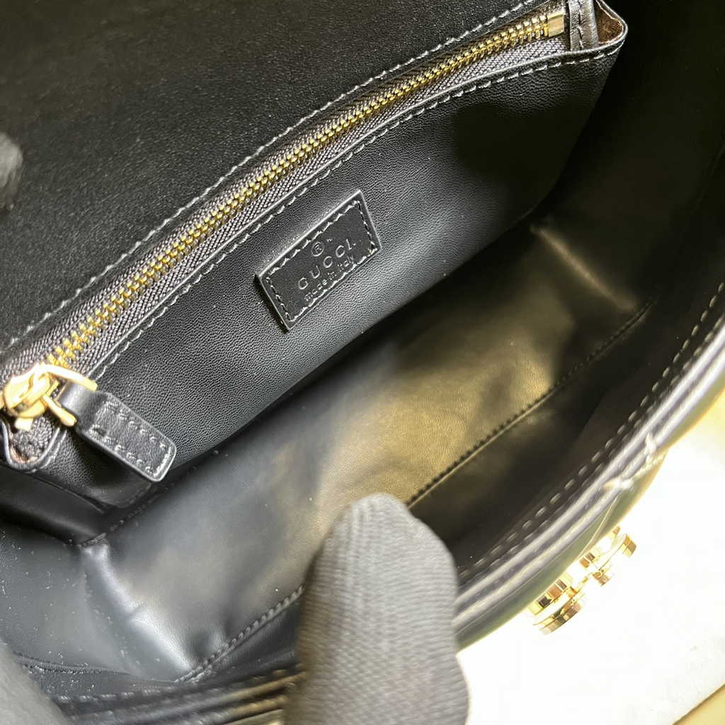 Gucci Deco small shoulder bag in Black with White leather ‎740834