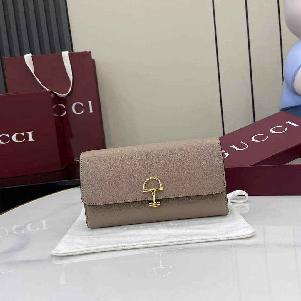 Gucci Softbit continental wallet 828147 in light pink leather