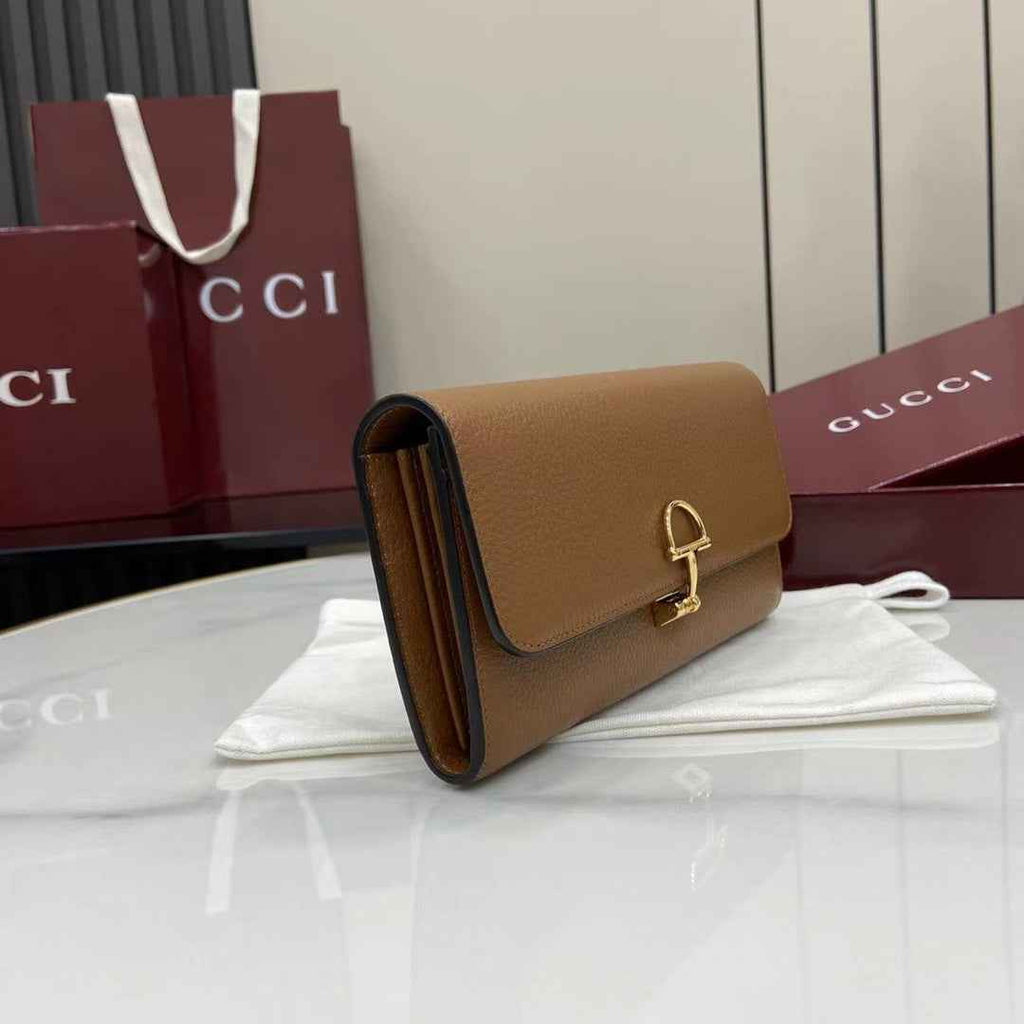 Gucci Softbit continental wallet 828147 in brown leather