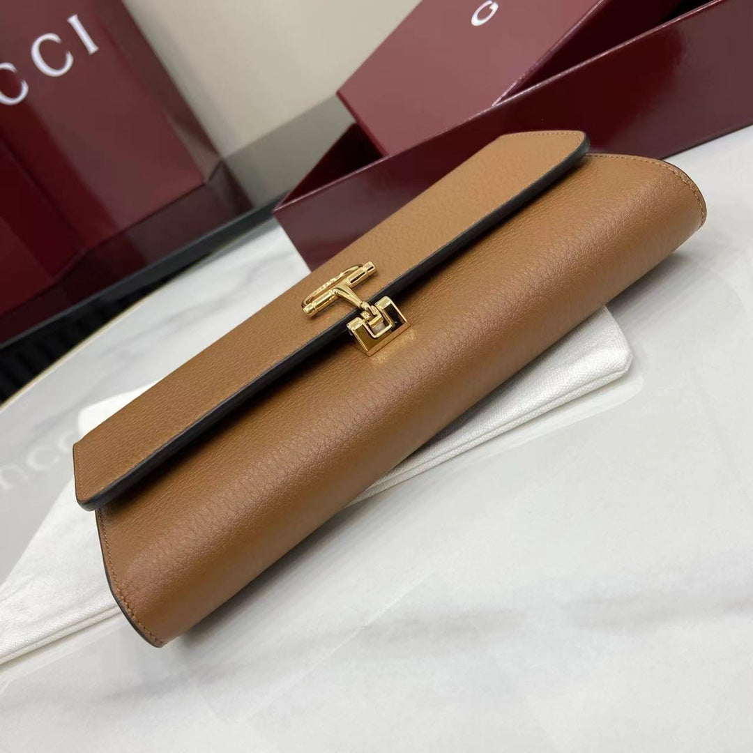 Gucci Softbit continental wallet 828147 in brown leather