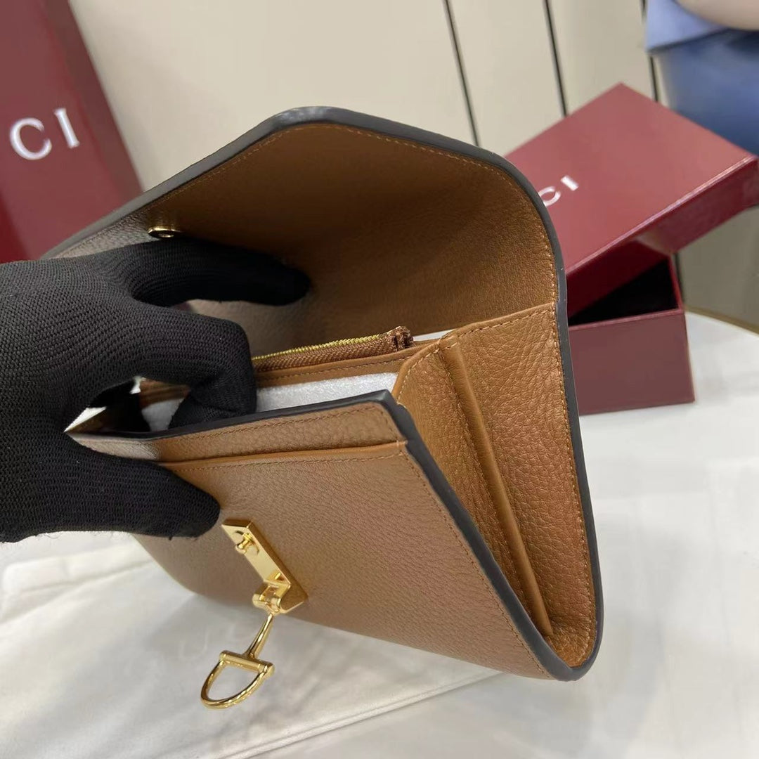 Gucci Softbit continental wallet 828147 in brown leather