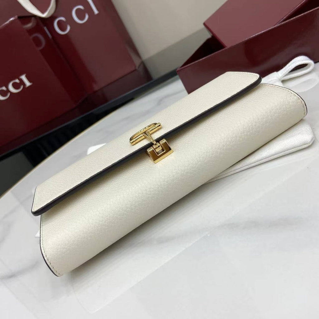 Gucci Softbit continental wallet 828147 in beige leather