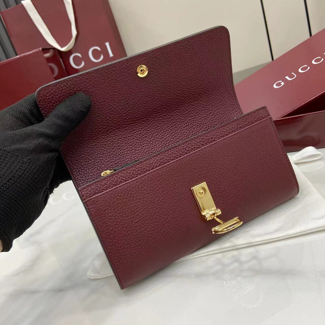 Gucci Softbit continental wallet 828147 in wine red leather