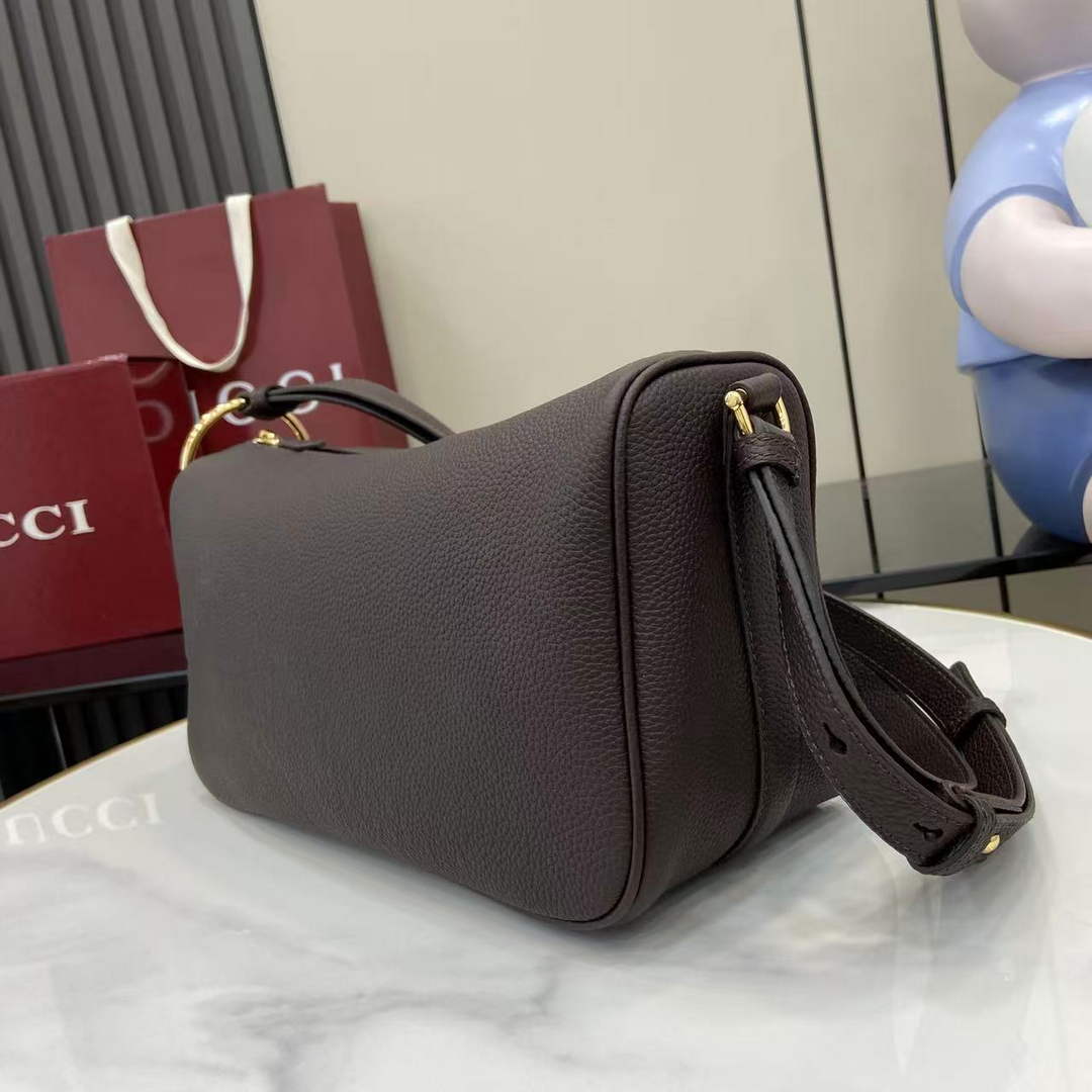 Gucci Half Horsebit medium shoulder bag 860787