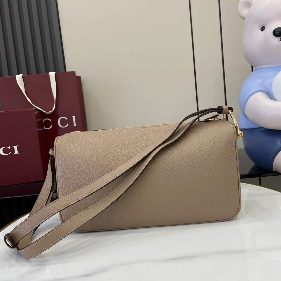 Gucci Half Horsebit medium shoulder bag 860787