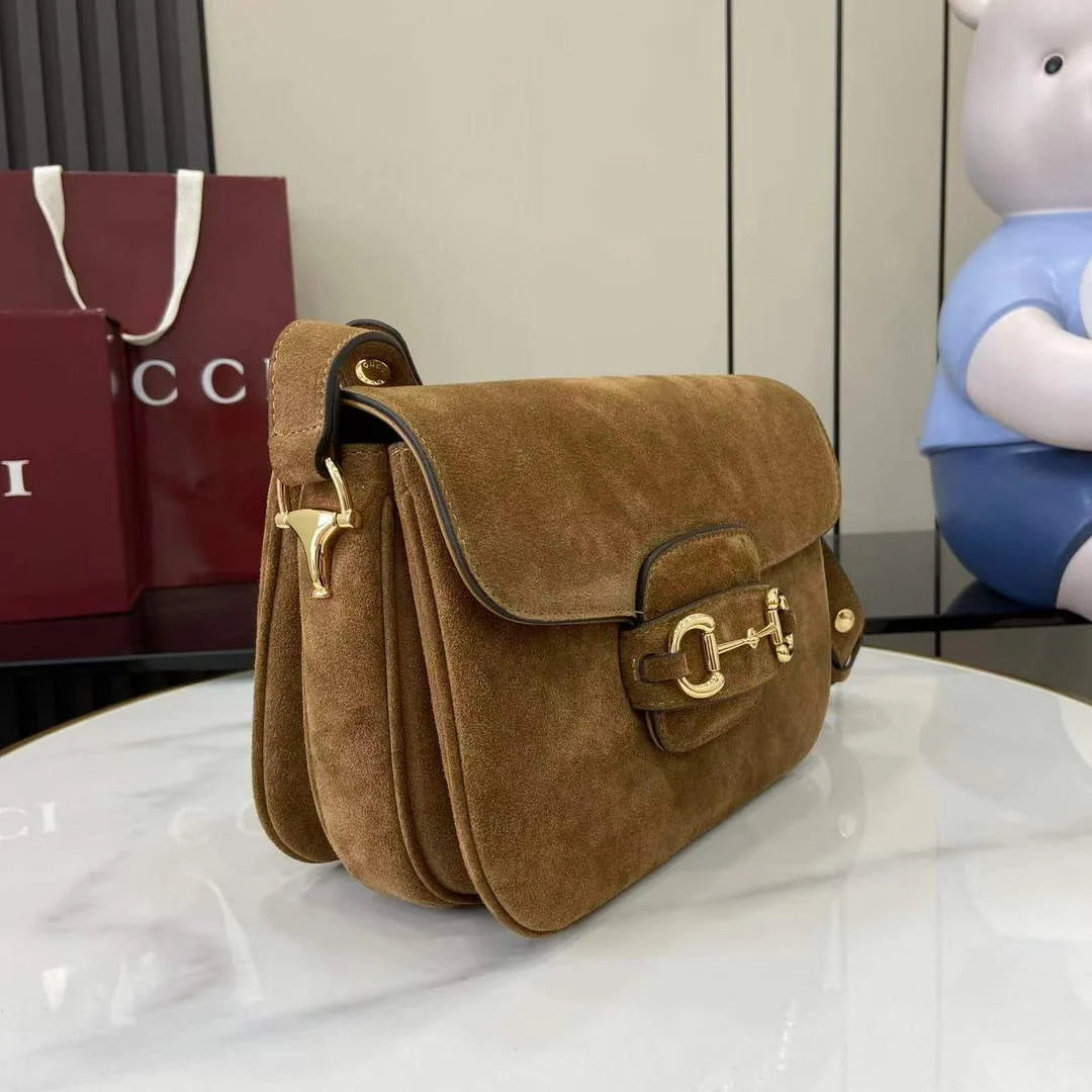 Gucci Horsebit 1955 Aura small shoulder bag, 847063 brown suede