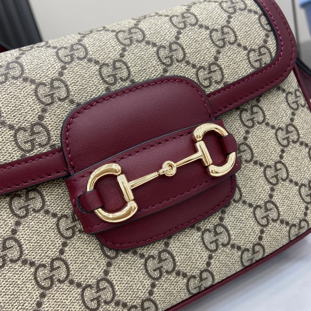 Gucci Horsebit 1955 Soft mini shoulder bag 815205 in wine red gg