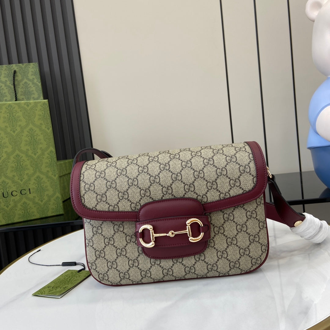 Gucci Horsebit 1955 Soft small shoulder bag 815178 in wine red gg