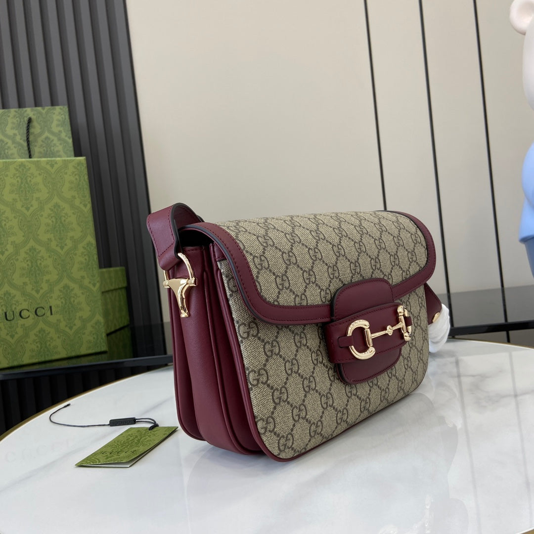 Gucci Horsebit 1955 Soft small shoulder bag 815178 in wine red gg
