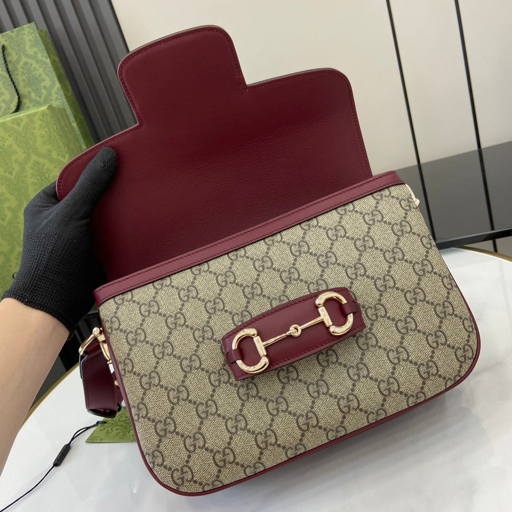 Gucci Horsebit 1955 Soft small shoulder bag 815178 in wine red gg