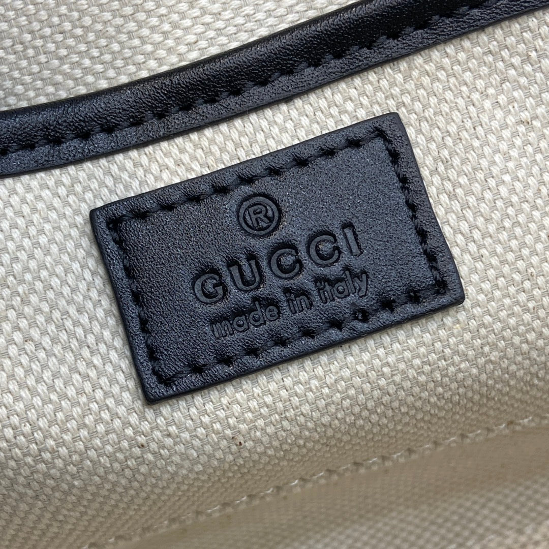 Gucci Horsebit 1955 Soft small top handle bag 815206 in black leather