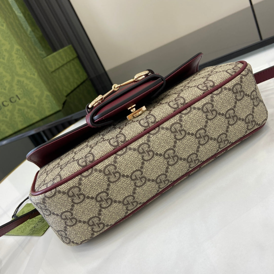 Gucci Horsebit 1955 Soft small top handle bag 815206 in wine red gg