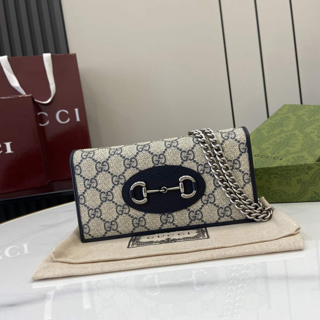 Gucci Horsebit 1955 wallet on chain, 621892 in GG navy blue Supreme