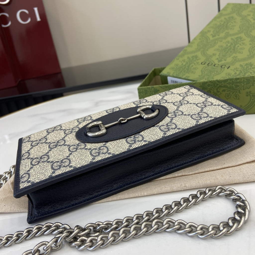 Gucci Horsebit 1955 wallet on chain, 621892 in GG navy blue Supreme
